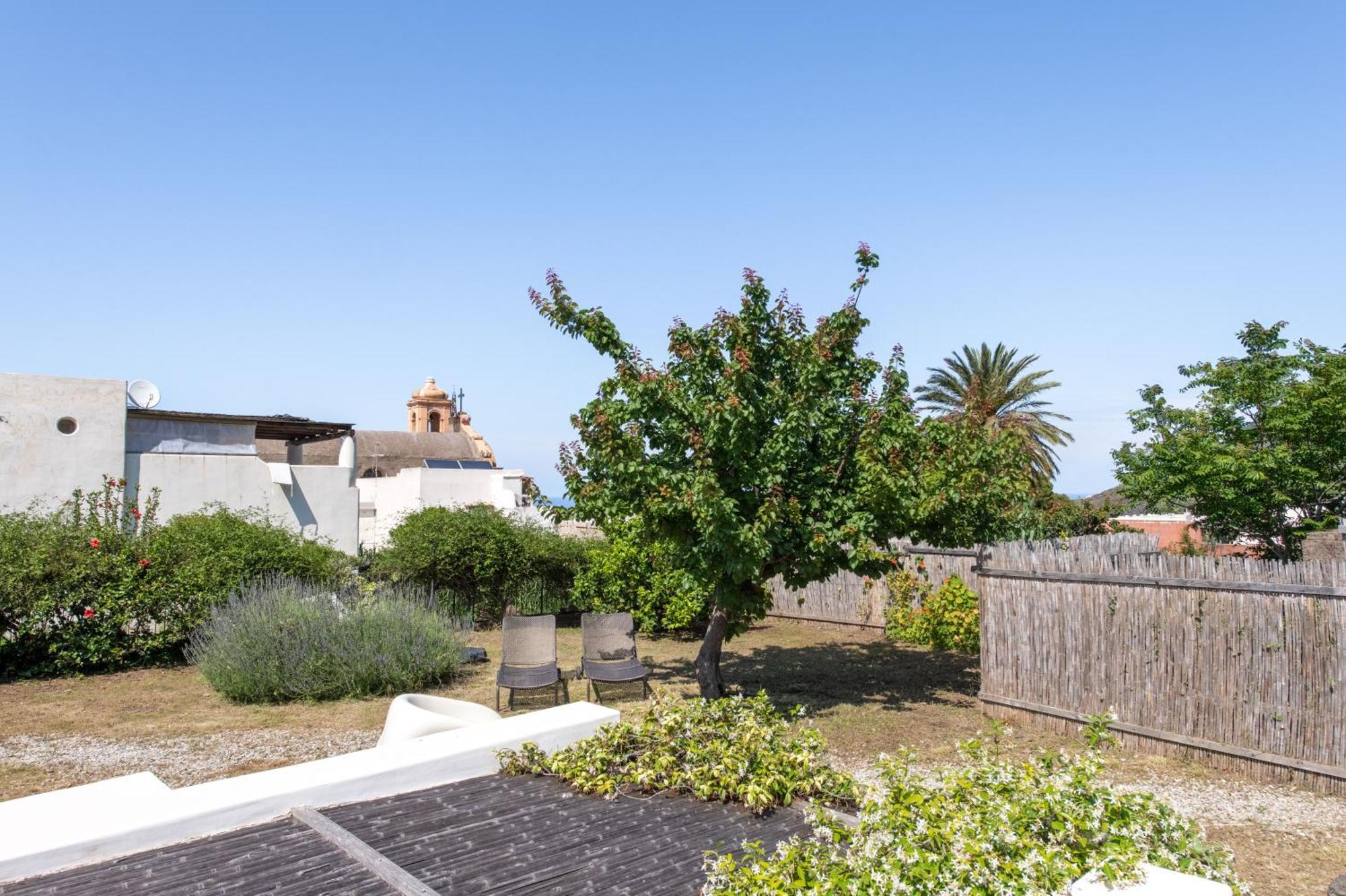 Vico San Lorenzo - Camere A Salina มาลฟา ภายนอก รูปภาพ